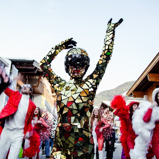 © Nicky Webb © Nicky Webb